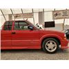 Image 33 : 0K --  2001 CHEVROLET S10 EXTREME, Red, 187554 KM - No Reserve