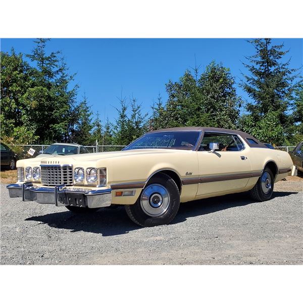 0Z --  1975 FORD THUNDERBIRD, Yellow, 56146 MILES TMU KM