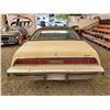 Image 20 : 0Z --  1975 FORD THUNDERBIRD, Yellow, 56146 MILES TMU KM