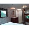 Image 105 : 0A --  2009 TANGO VELLAGIO 5TH WHEEL, WHITE