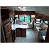 Image 119 : 0A --  2009 TANGO VELLAGIO 5TH WHEEL, WHITE