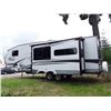 Image 15 : 0A --  2009 TANGO VELLAGIO 5TH WHEEL, WHITE