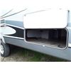 Image 60 : 0A --  2009 TANGO VELLAGIO 5TH WHEEL, WHITE