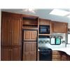 Image 89 : 0A --  2009 TANGO VELLAGIO 5TH WHEEL, WHITE
