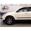 Image 27 : H1 --  2015 CHEVROLET TRAVERSE LS AWD, White, 241675 KM