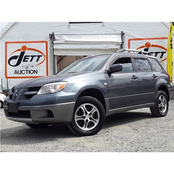 E3 --  2006 MITSUBISHI OUTLAND, Grey, 112342 KM