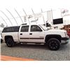 Image 10 : F6 --  2003 CHEVROLET SILVERADO 2500 HD CREW CAB 4X4, White, 362948 KM