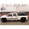 Image 24 : F6 --  2003 CHEVROLET SILVERADO 2500 HD CREW CAB 4X4, White, 362948 KM