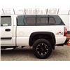 Image 29 : F6 --  2003 CHEVROLET SILVERADO 2500 HD CREW CAB 4X4, White, 362948 KM