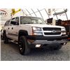 Image 7 : F6 --  2003 CHEVROLET SILVERADO 2500 HD CREW CAB 4X4, White, 362948 KM