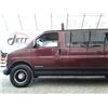 Image 26 : A5 --  2000 CHEVROLET EXPRESS 3500 LS , Red, 241406 KM  "NO RESERVE"