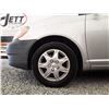 Image 24 : B4 --  2002 TOYOTA ECHO, Silver, 227595 KM