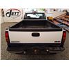 Image 16 : A12I --  2000 GMC SIERRA 2500 REG CAB LONG BOX, White, 231140 KM