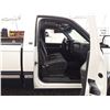 Image 42 : A12I --  2000 GMC SIERRA 2500 REG CAB LONG BOX, White, 231140 KM