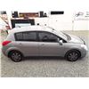Image 9 : H5 --  2009 NISSAN VERSA S , Silver, 200416 KM