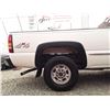 Image 33 : A12G --  2000 GMC SIERRA 2500 EXT CAB 4X4, White, 394534 KM   "NO RESERVE"