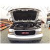 Image 36 : A12G --  2000 GMC SIERRA 2500 EXT CAB 4X4, White, 394534 KM   "NO RESERVE"