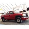 Image 9 : F2 --  2006 GMC SIERRA 2500 HD EXT CAB 4X4, Red, 340874 KM