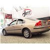 Image 15 : A12D --  2004 VOLVO S60, Grey, 342129 KM
