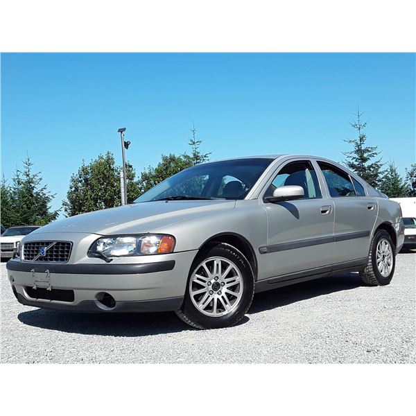 A12D --  2004 VOLVO S60, Grey, 342129 KM