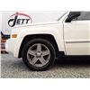Image 25 : B2 --  2008 JEEP PATRIOT LTD 4X4, White, 228252 KM