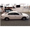 Image 10 : A12J --  2008 BUICK LKUCERVE CX, White, 254372 KM  "NO RESERVE"