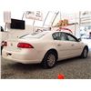 Image 11 : A12J --  2008 BUICK LKUCERVE CX, White, 254372 KM  "NO RESERVE"