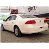 Image 15 : A12J --  2008 BUICK LKUCERVE CX, White, 254372 KM  "NO RESERVE"