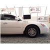 Image 26 : A12J --  2008 BUICK LKUCERVE CX, White, 254372 KM  "NO RESERVE"