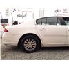 Image 27 : A12J --  2008 BUICK LKUCERVE CX, White, 254372 KM  "NO RESERVE"