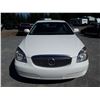 Image 4 : A12J --  2008 BUICK LKUCERVE CX, White, 254372 KM  "NO RESERVE"