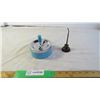 Image 1 : oil dispenser and mixing spinning ashtray