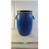 Image 1 : *Blue Barrel With a snap lid