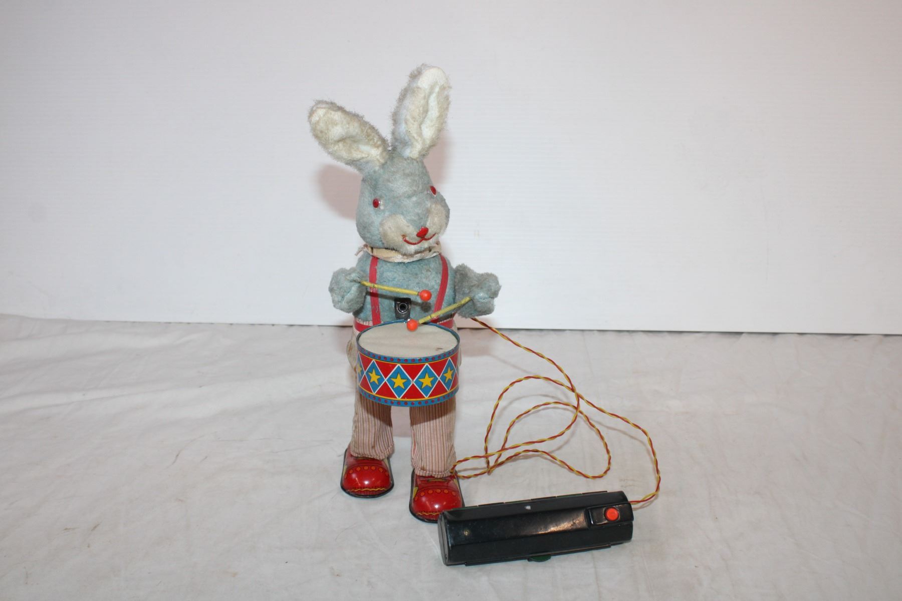 Vintage Remote control rabbit (working)