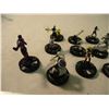 Image 2 : HeroClix figures + game