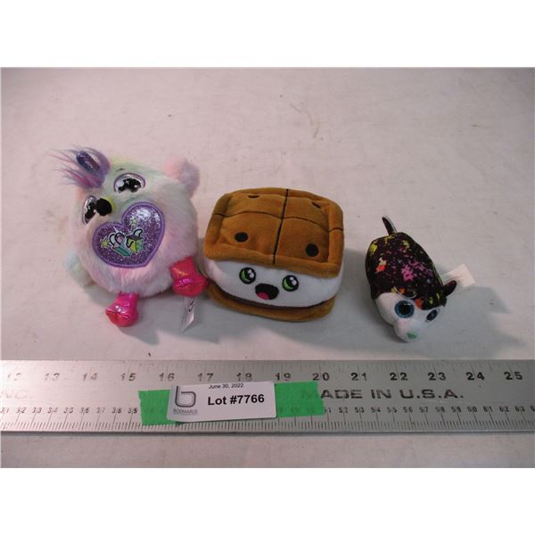 (3) Small stuffed toys (1 is beanie baby)