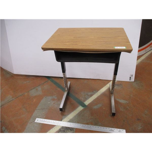 *26x20 school desk (poor condition)