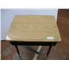 Image 2 : *24x18 school desk - metal