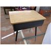 Image 4 : *24x18 school desk - metal