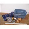 Image 1 : *Tote with blue glass jars + misc