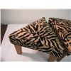 Image 2 : 2X THE BID - footstools animal print