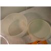 Image 4 : plastic punch bowl, tupperware, misc
