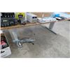 Image 2 : 8' Workbench w/Power & Overshelves
