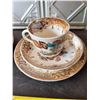 Image 3 : 6 Pieces Cup/Saucer/ Small Plate - Nice Pattern - Small Chips