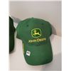 Image 4 : 2 John Deere hats