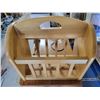 Image 3 : Wooden magazine rack