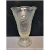 Image 1 : Beautiful antique Iris & Herringbone clear glass vase no chips or cracks