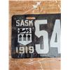 Image 2 : 1919 Saskatchewan porcelain license plate - a few touch ups