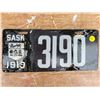 Image 1 : 1919 Saskatchewan porcelain license plate - a few touch ups