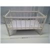 Image 1 : Vintage Doll Crib